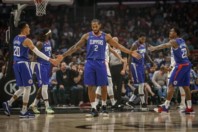 而是谈判与 而是谈判与