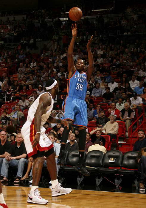 明星嘉宾多 明星嘉宾多